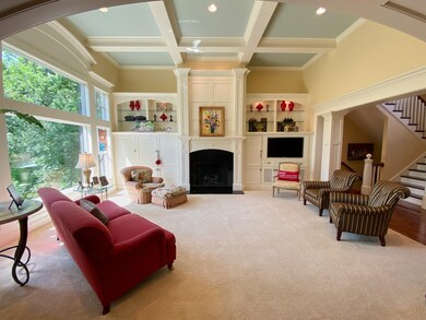 5677 Manchester Hills 0077