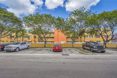 1851 NE 168th St unit A8, North Miami Beach, FL 33162 - photo 7