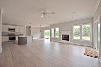 253 Lone Pine Rd unit 4, Statesville, NC 28625 - photo 5