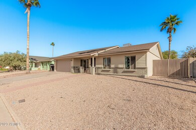 1104 W Laguna Azul Ave, Mesa, AZ 85210 - photo 3