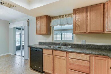 10_2211Spring7641_mls