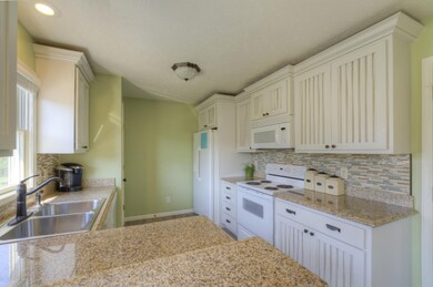 4660+Meadowbrook+Lane+Bridgman-4-origina