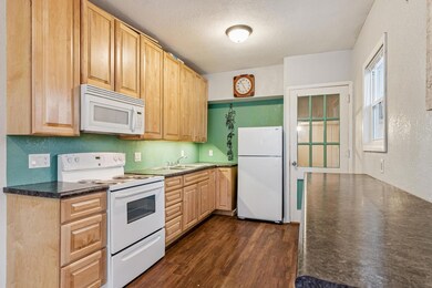 1162 Kern St, Waterloo, IA 50703 - photo 7