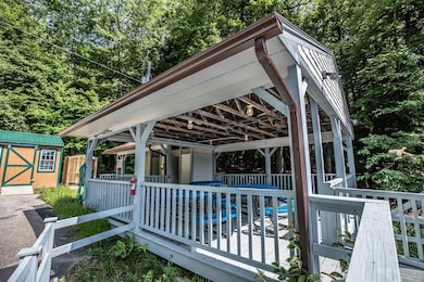 Accessible Structures