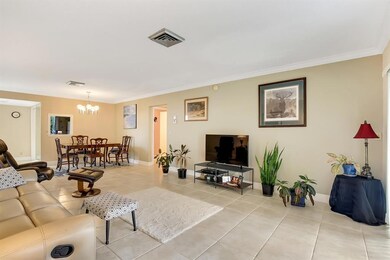 1707 Living Room_2