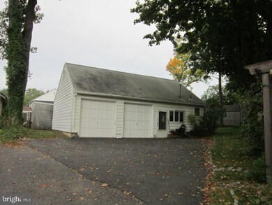 224 E Dutton Mill Rd, Brookhaven, PA 19015 - photo 2