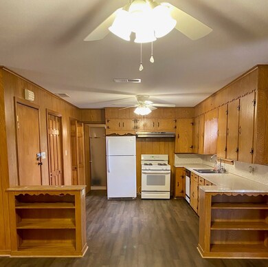 2914 McEntyre St, Kilgore, TX 75662 - photo 3