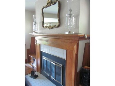 Other GAS FIREPLACE WITH OAK MANTLE AND CERAMIC SU