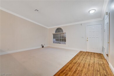 2716 Cloudsdale Cir, Las Vegas, NV 89117 - photo 3