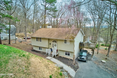 1052 Maple Lake Dr, Bushkill, PA 18324 - photo 5