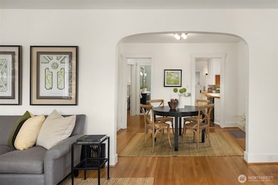 8266 4th Ave NE, Seattle, WA 98115 - photo 6