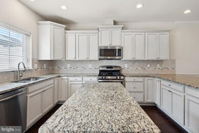 8615 Stone Hill Ln, Laurel, MD 20724 - photo 5