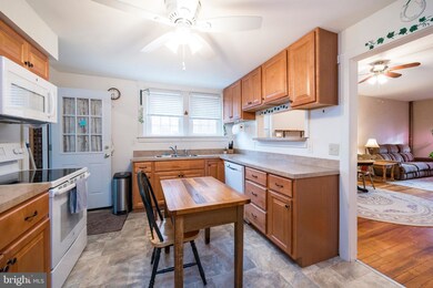 404 S Main St, Spring City, PA 19475 - photo 6