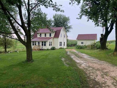 6528 Irish Hollow Rd, Lancaster, WI 53813 - photo 3