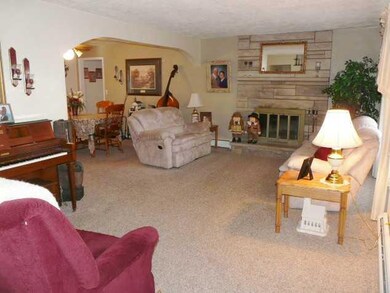 4103 Lee St, Anderson, IN 46011 - photo 7