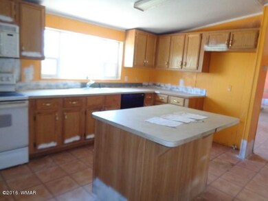 023-336583 Kitchen 2