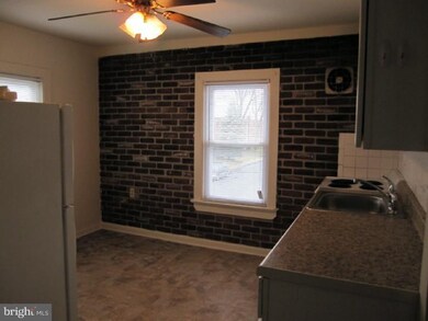 629 Kenilworth Ave, Lansdale, PA 19446 - photo 5