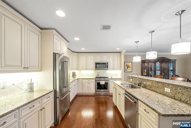 1508 Whitney Ln, Allendale, NJ 07401 - photo 6