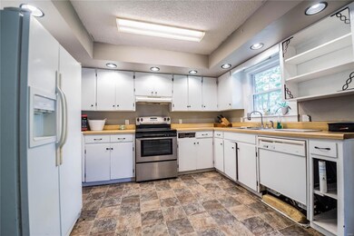 267 Cr 4416, Poplar Bluff, MO 63901 - photo 2