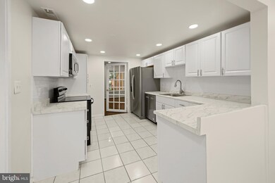 9586 Basket Ring Rd, Columbia, MD 21045 - photo 7