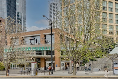 Azur unit S304, Seattle, WA 98121 - photo 3