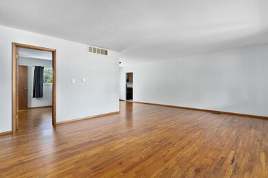 5003 Teddy Dr, Columbus, OH 43227 - photo 5