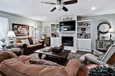 Ahhhhhh......Warm and cozy.   Feels like home.