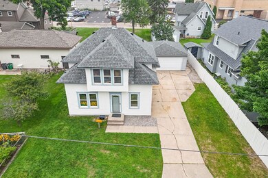 435 Maple St, Wisconsin Rapids, WI 54494 - photo 2