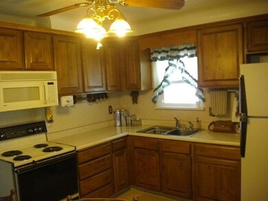 623 S Diamond St, Nampa, ID 83686 - photo 2