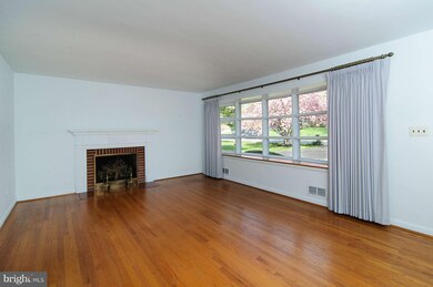 9913 Evergreen Ave, Columbia, MD 21046 - photo 4