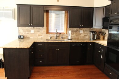 235 N Berteau Ave, Elmhurst, IL 60126 - photo 6