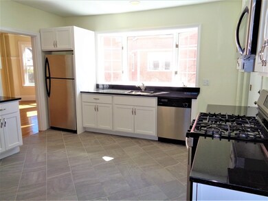 41 Central Ave unit 2, Newtonville, MA 02460 - photo 4