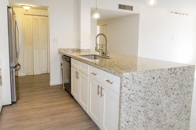 Hillcrest East 24 unit 201, Hollywood, FL 33021 - photo 5