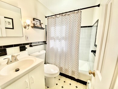 293 Cross St, Winchester, MA 01890 - photo 3