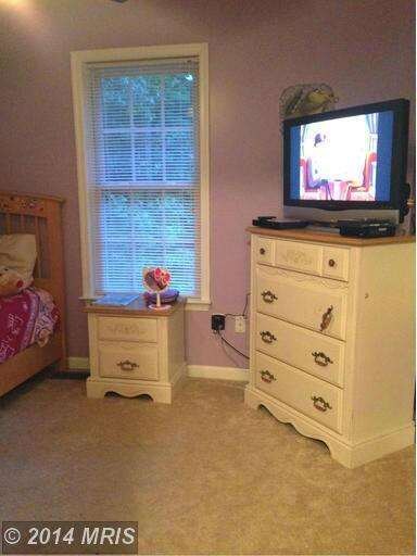 10409 Woodlake Ct, Spotsylvania, VA 22553 - photo 5