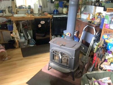 Wood stove for heat