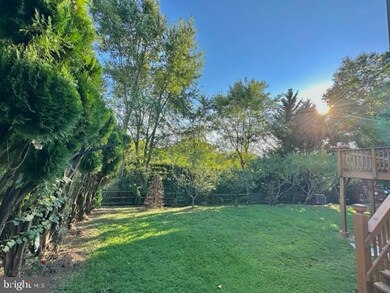 19 Redding Ridge Dr, Gaithersburg, MD 20878 - photo 6