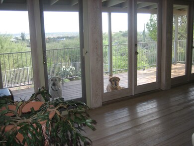 Expansive Window/Door Wall