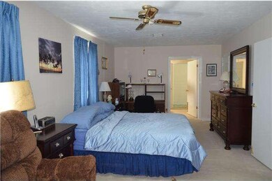 2502 Limestone Rd, Wilmington, DE 19808 - photo 3