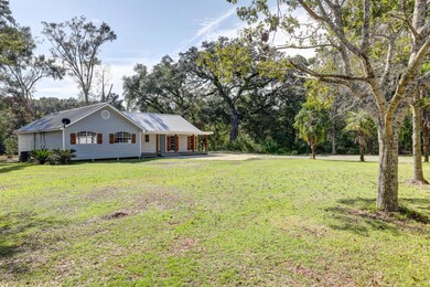 5202 Old Jeanerette Rd unit 13, New Iberia, LA 70563 - photo 2