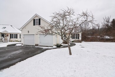 14 Blueberry Ln, Southborough, MA 01772 - photo 2