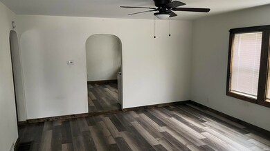 442 Bates St, Logansport, IN 46947 - photo 4