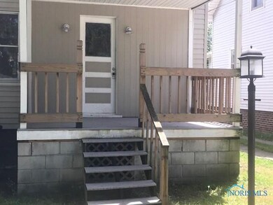 2046 Mansfield Rd, Toledo, OH 43613 - photo 4