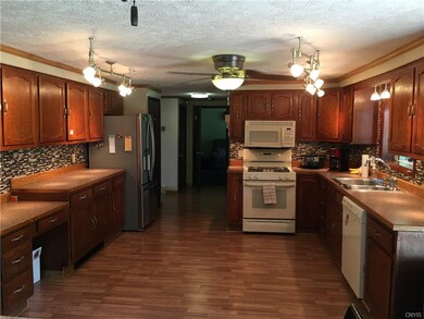 Beautiful, spacious kitchen with tons of cabinet s