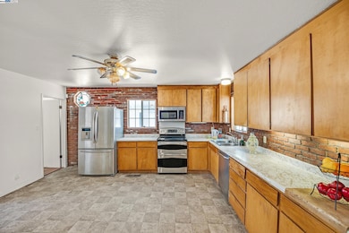 16881 N Midway Rd, Tracy, CA 95377 - photo 5