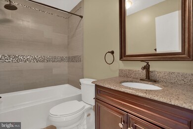 30 N 6th St, Womelsdorf, PA 19567 - photo 6