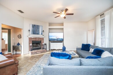 1708 Amanda Ln, Kilgore, TX 75662 - photo 5