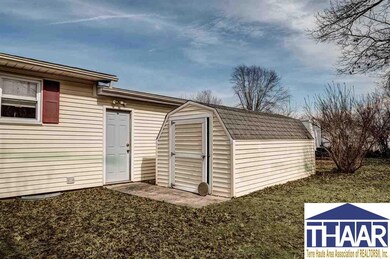 901 E Azalia Dr, Terre Haute, IN 47802 - photo 4