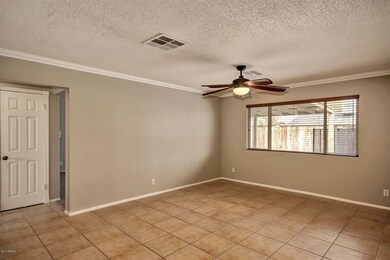 8525 N 33rd Dr1  (6)