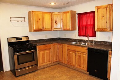 2920 S Claremont Ave, Independence, MO 64052 - photo 5